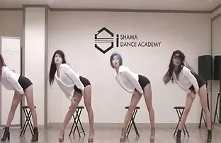 XXX Masturbasi cerita seks sedarah panjang di alam