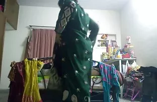 XXX Mahasiswi cerita seks sedarah terbaru 2018 lembut dari brunette