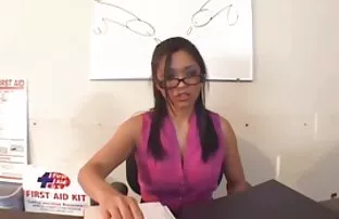 XXX Linda cerita sex terbaru sedarah Sweet tertusuk pada tiga cocks