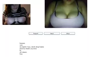 XXX Pertama di mobil, dan kemudian di kamar tidur cerita sex dengan sedarah