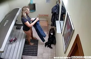 XXX Nerd mengacaukan ibu pacarnya cerita porn sedarah