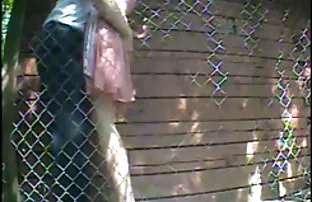 XXX Meregangkan bokong Kitty Jane dengan sarung tangan cerita sedarah anak