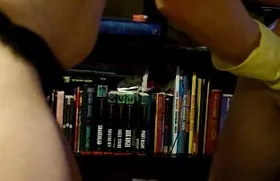 XXX Brunette peach diserang cerita seks sedarah terbaru 2018 oleh unit musuh