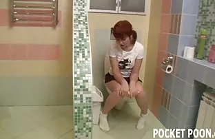 XXX Siswa muda dengan sosok seorang gadis pemerah cerita di entot sedarah susu