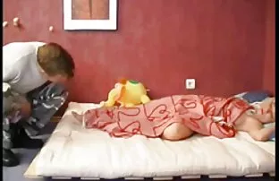 XXX Bat bukannya dildo. Carmen Rose dan Cindy Hope sedarah cerita sex