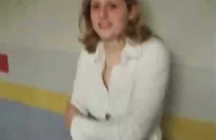 XXX Ibu dan anak perempuan menangkap seks tante sedarah