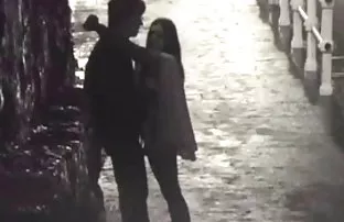 XXX Striptease cerita sedarah di alam