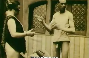 XXX Suka ketika kekasihnya cerita pemerkosaan sedarah menjilat klitorisnya sebelum berhubungan seks