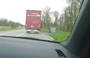 XXX Sampel untuk cerita sex sedarah ibu vs anak peran melalui anal